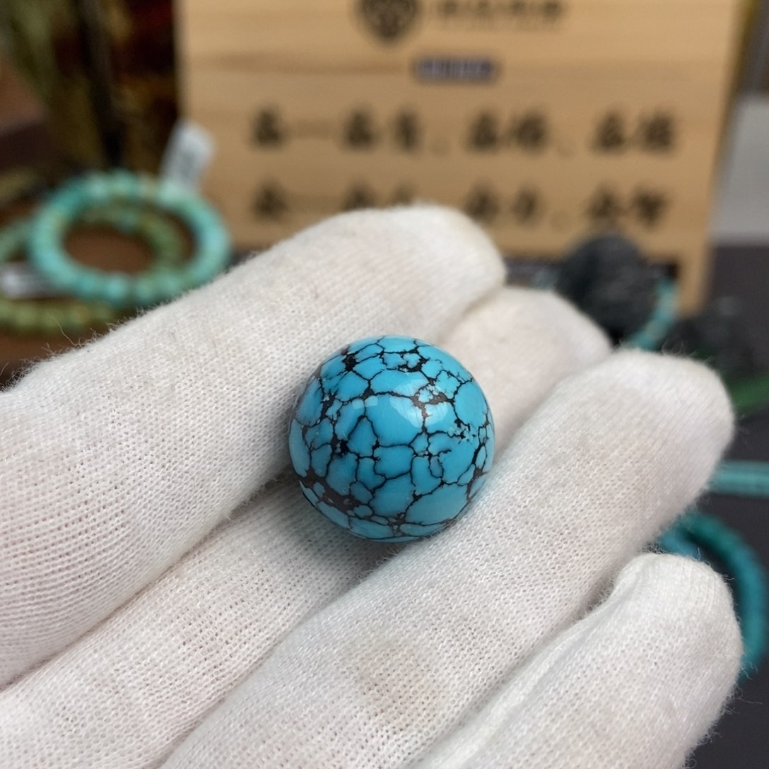 绿松石雕刻未镶嵌