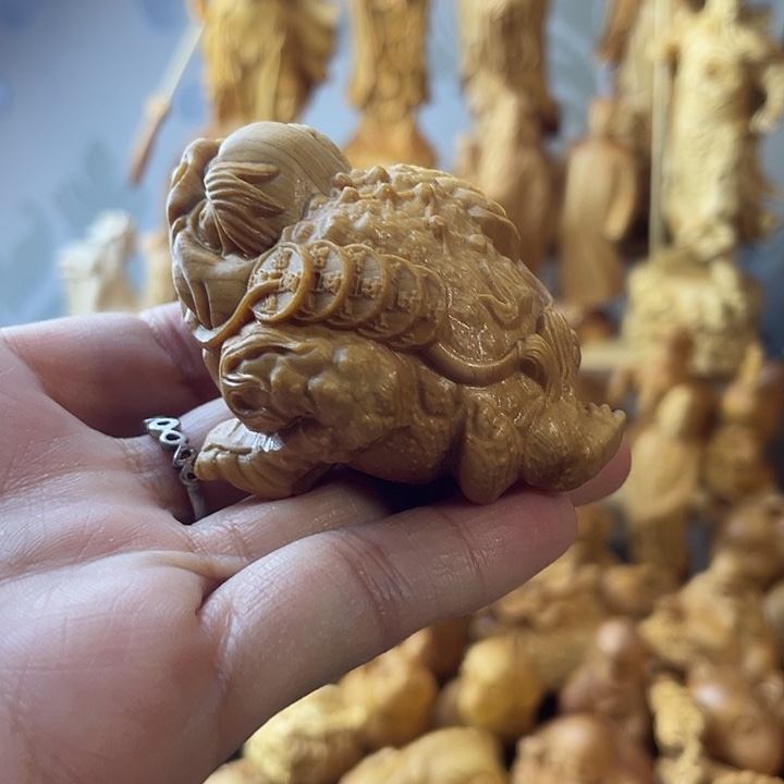 柏木（崖柏）崖柏三足金蟾