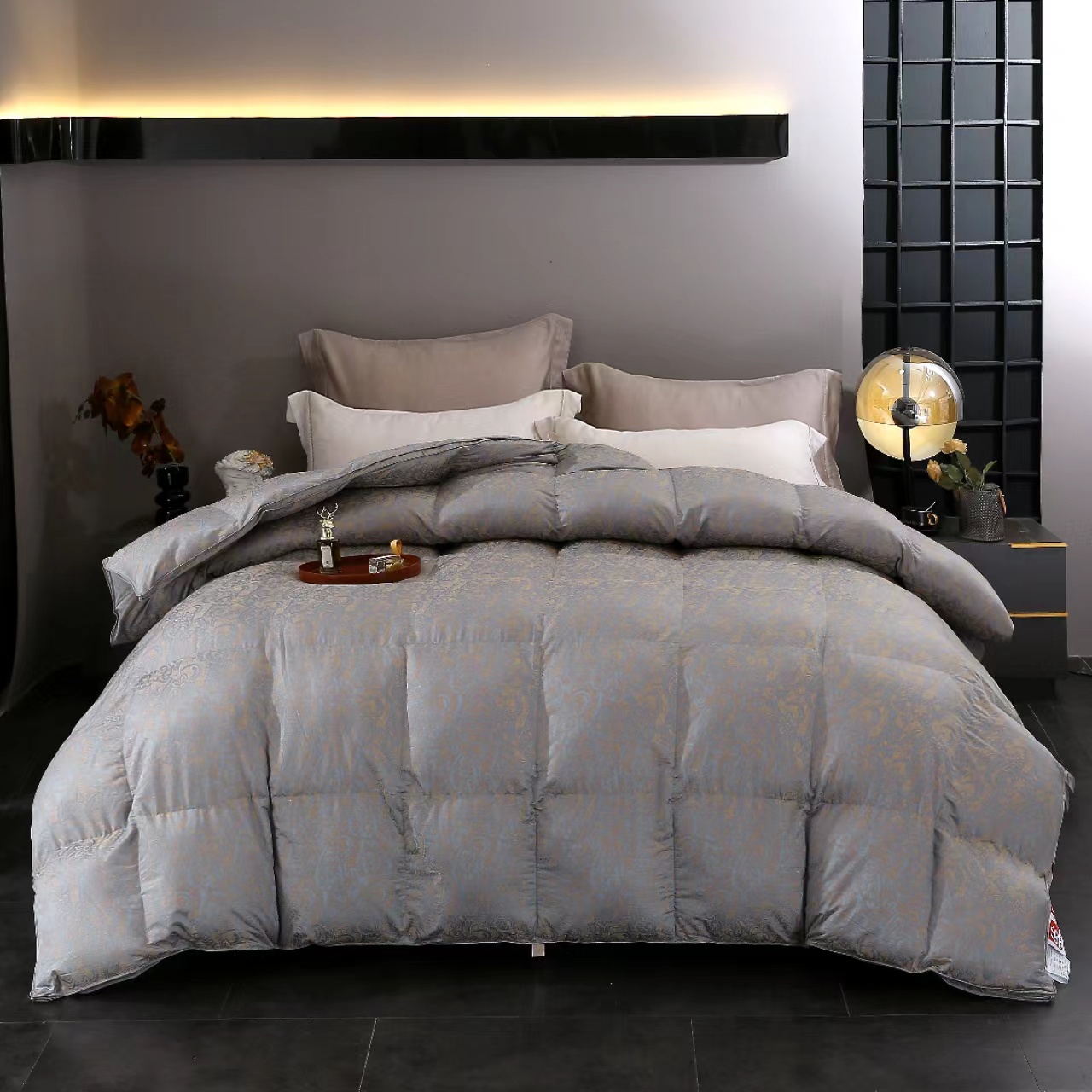 180支高精密大提花金银丝1500克-95-吊绒羽绒被-品质羽绒绒被冬被