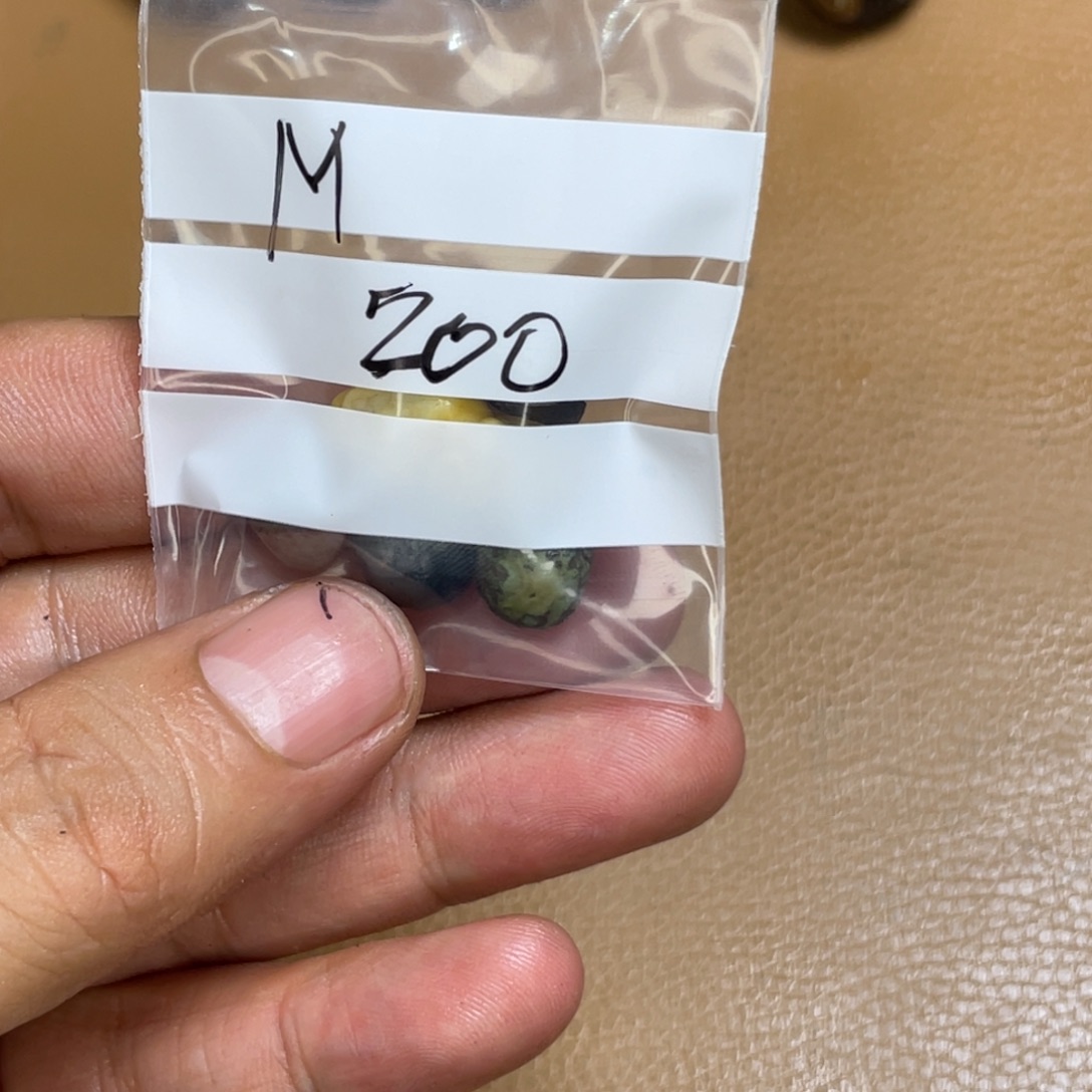 M***K陶瓷磁石少林咯哦哦兔咯哦哦