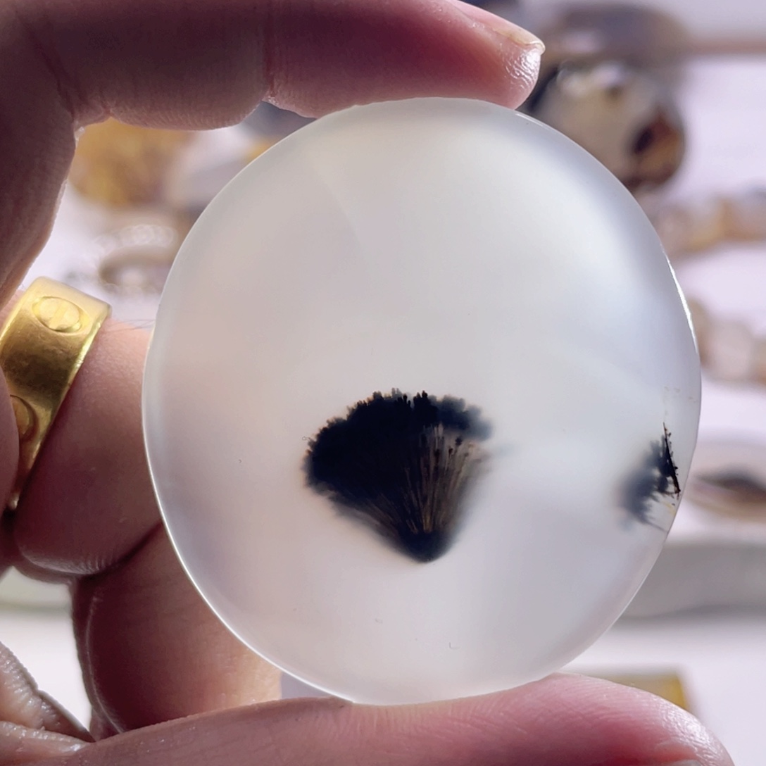 玛瑙/玉髓未镶嵌珠宝奇石