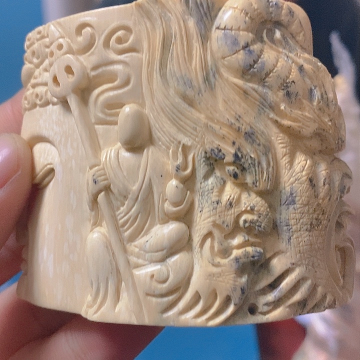 天然猛犸牙雕刻残次品
