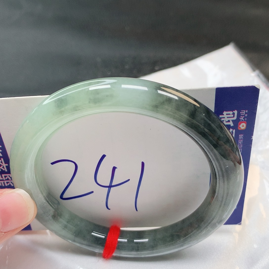 翡翠手镯未镶嵌241号