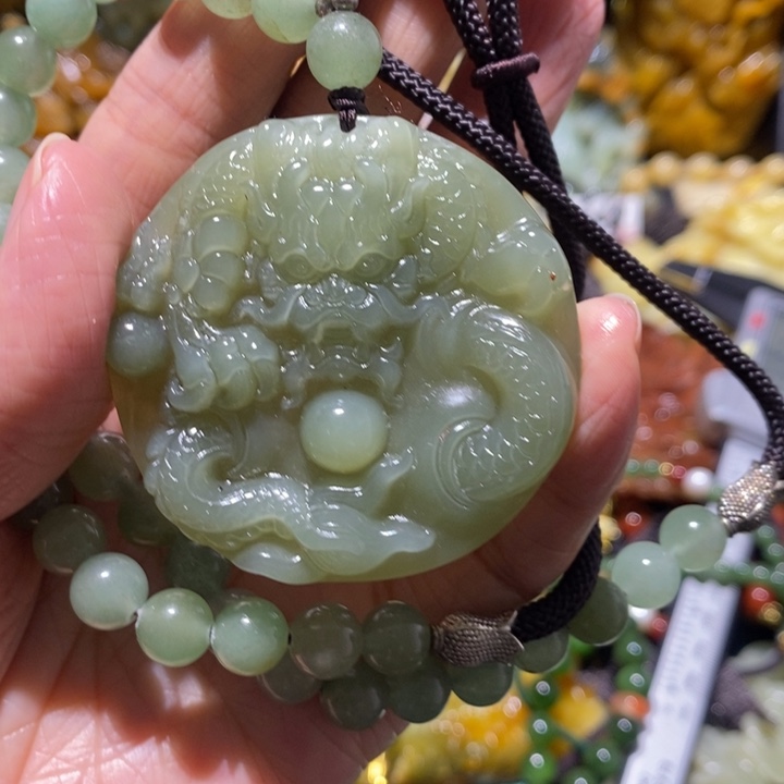 岫玉岫玉吊坠未镶嵌