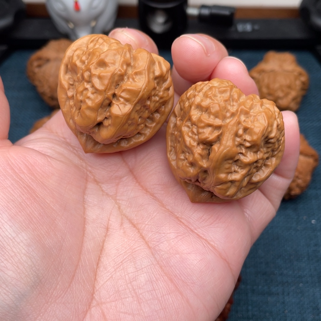 文玩核桃把件三角蛙蛙39