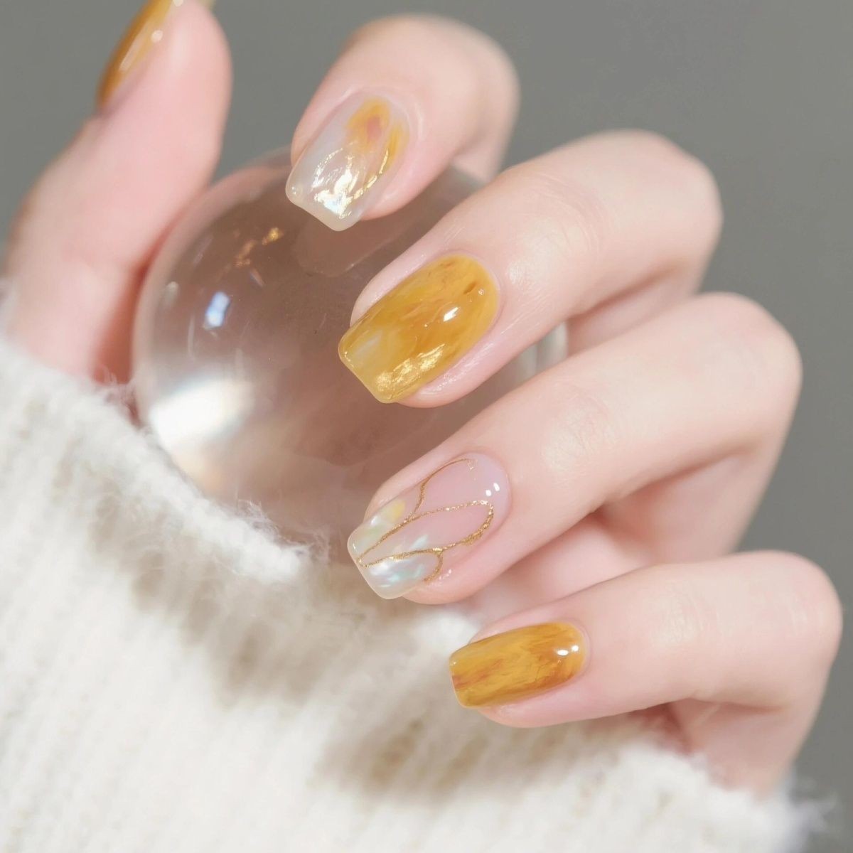 焱序纯手工穿戴甲短款手绘精致高级显白氛围点缀可拆卸美甲穿戴甲