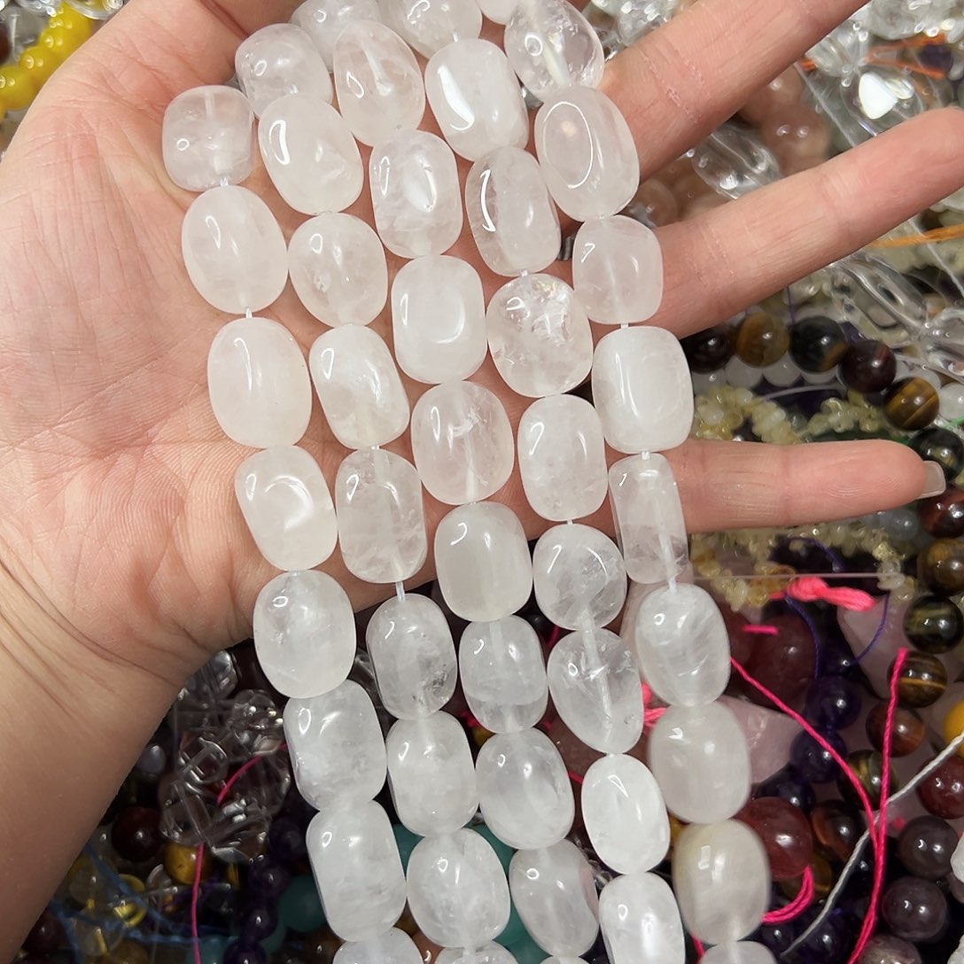 玛瑙/玉髓未镶嵌珠宝半成品，卡13x17奶白水晶一条