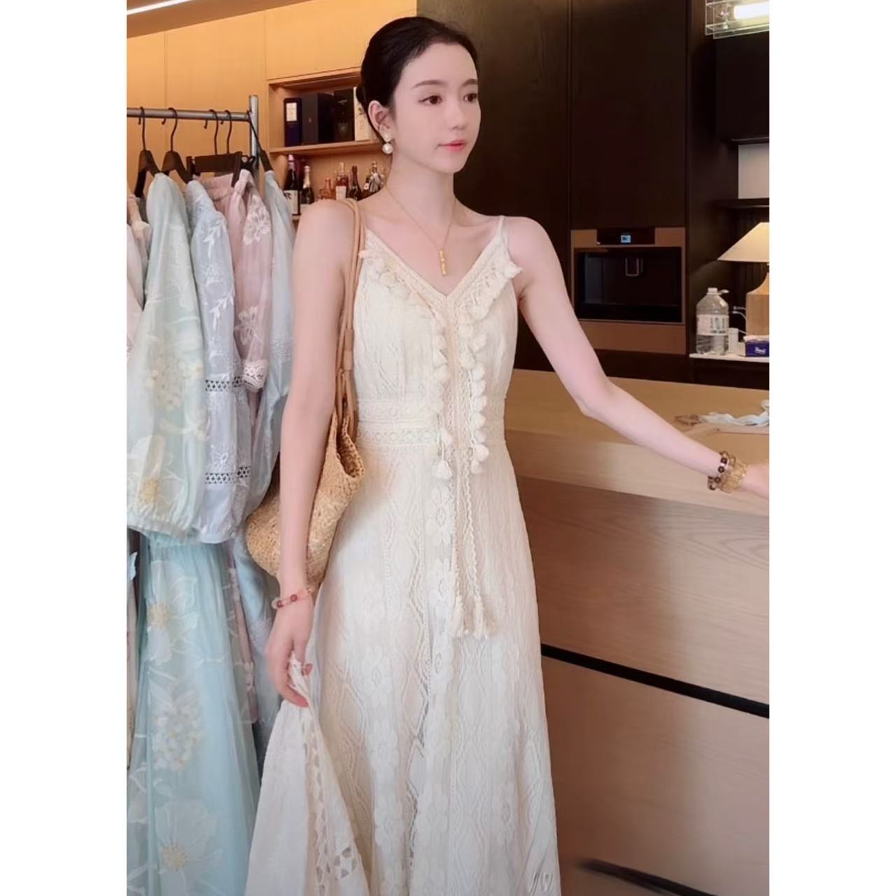 Zwinnie/詹维尼【蕾丝吊带裙】民族风设计感气质吊带裙 GHH202526