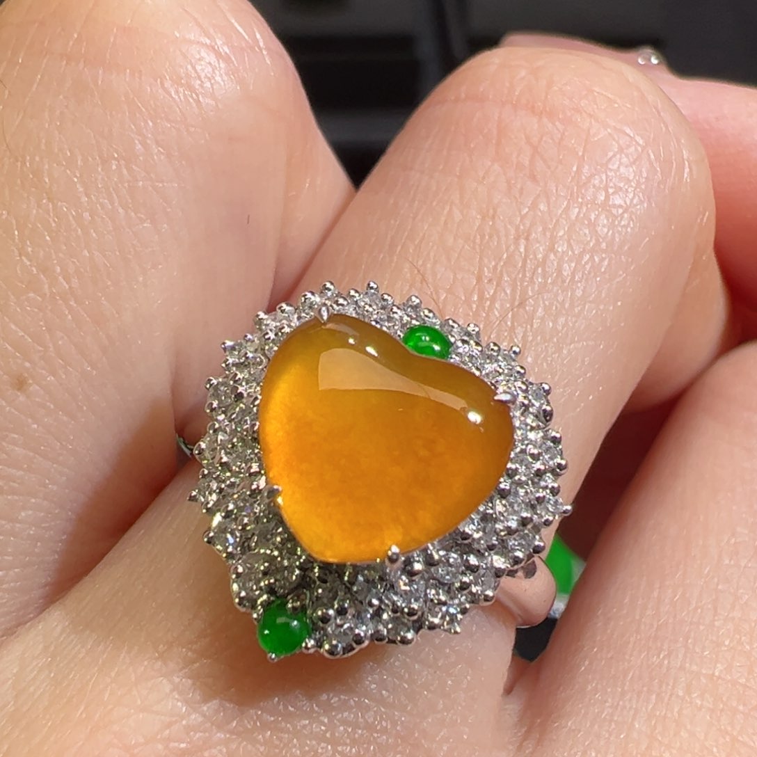 翡翠戒指18K金镶嵌收到货48小时鉴赏期