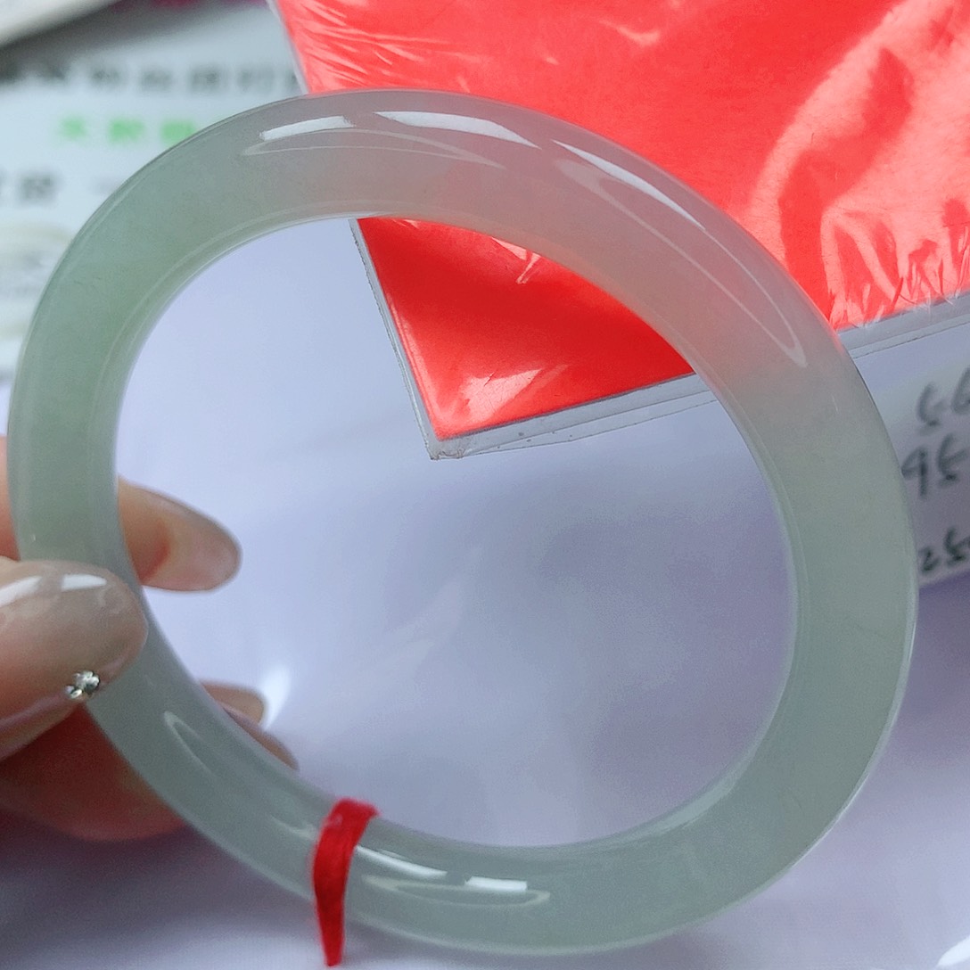 【闪购商品】翡翠手镯未镶嵌缅甸天然A货翡翠