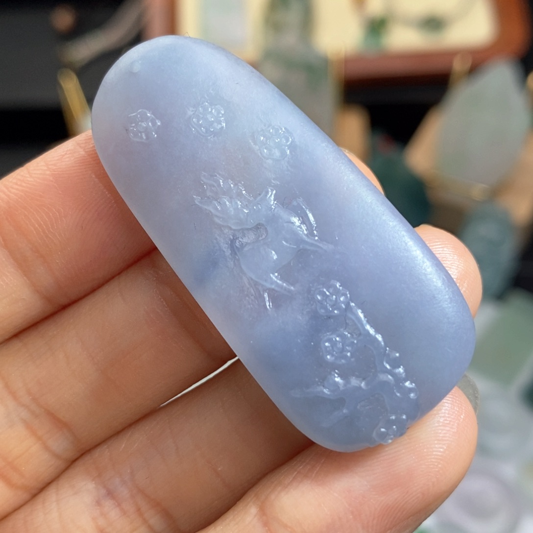 定制翡翠未镶嵌鹿牌