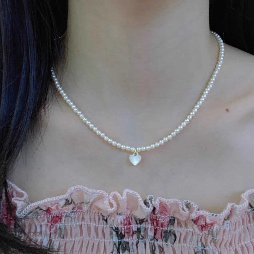 铜合金项链 欧比雅比爱心珠珠项链女轻奢高级感锁骨链颈链毛衣链
