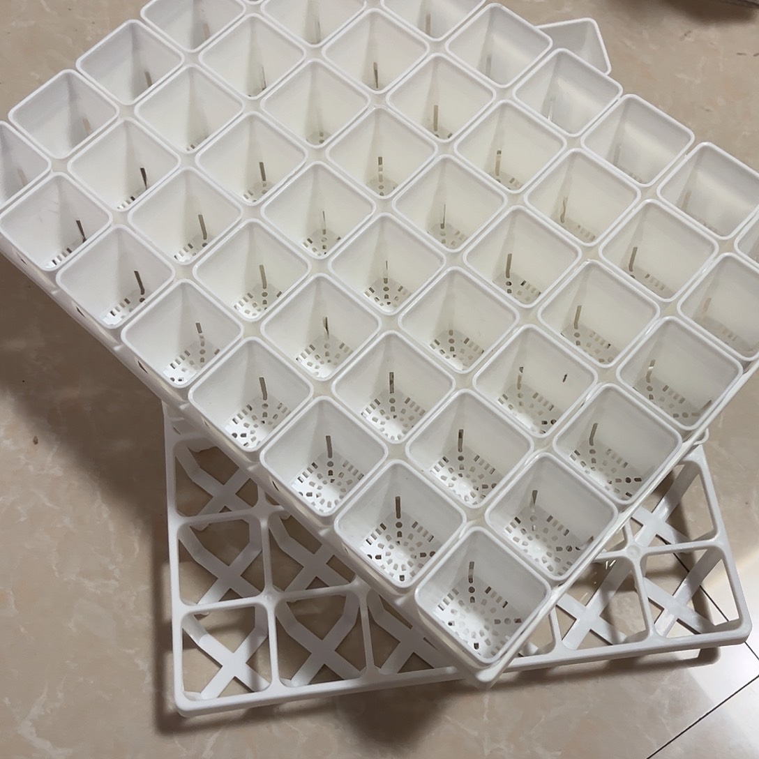 迷你高方口4高5白盆96个盆带2拖架