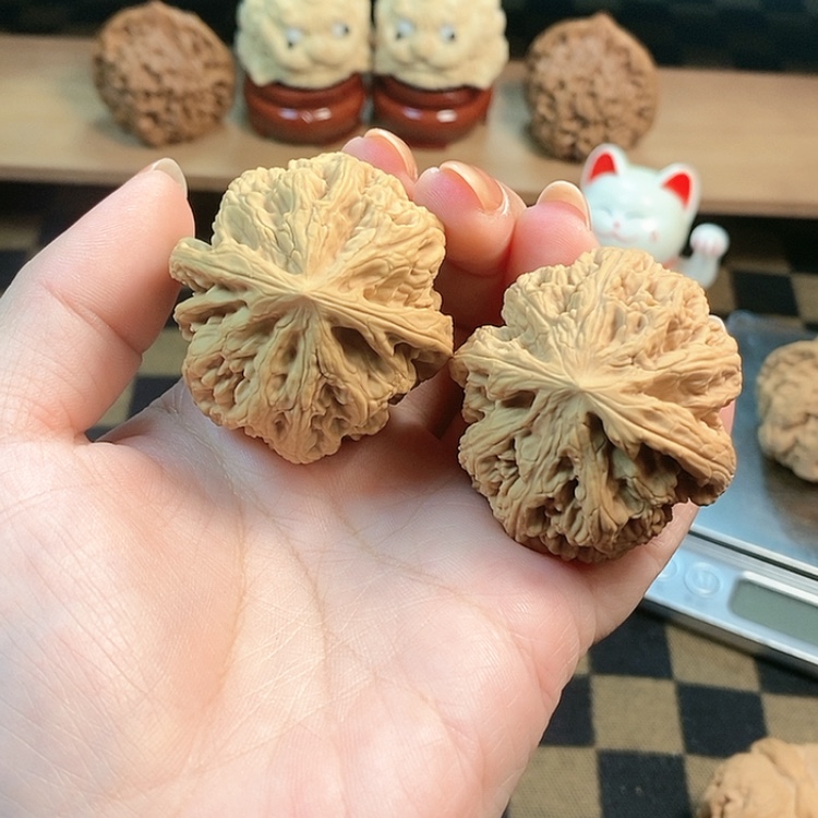 【闪购商品】桃核把件41粗筋。        