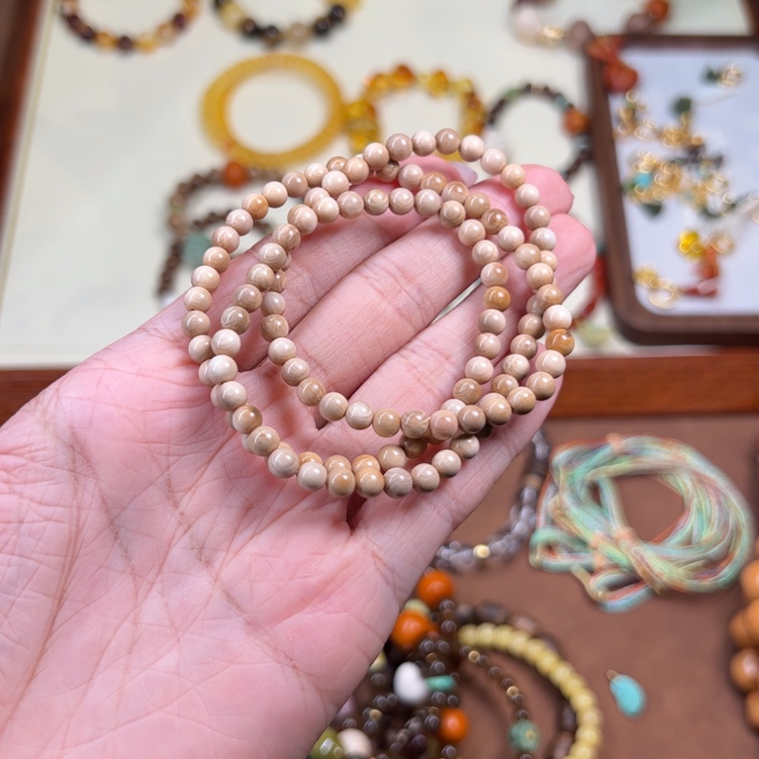 牙牙三圈冰咖手串5mm