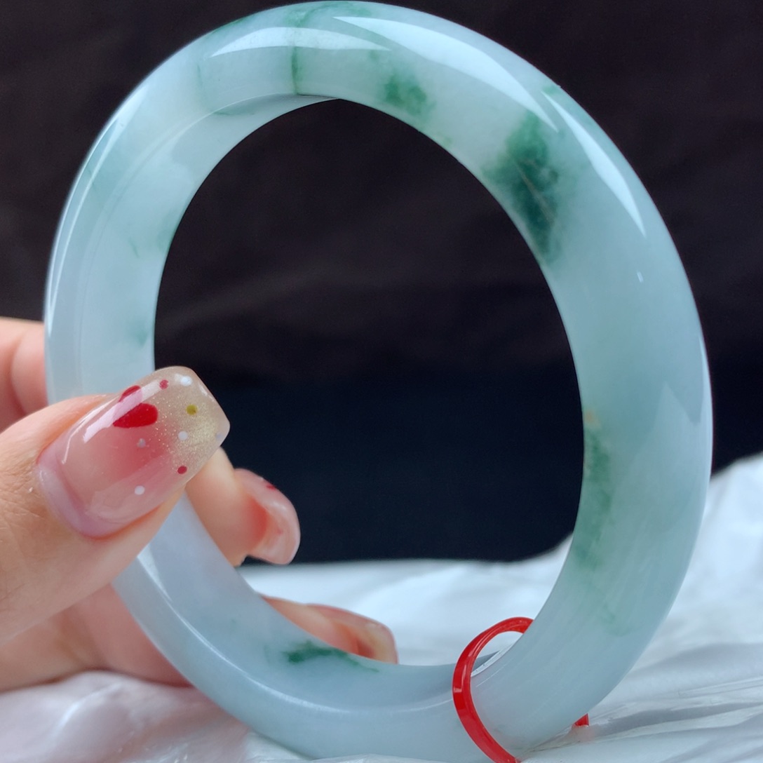 翡翠手镯未镶嵌23312，