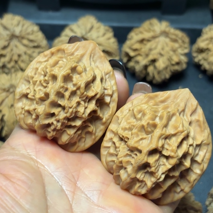 西****文玩核桃吊坠秦岭灯笼32