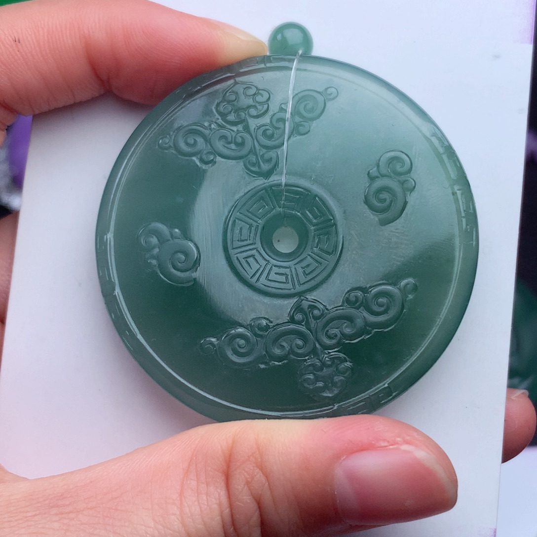 翡翠未镶嵌颈饰天然的缅料a货挂件