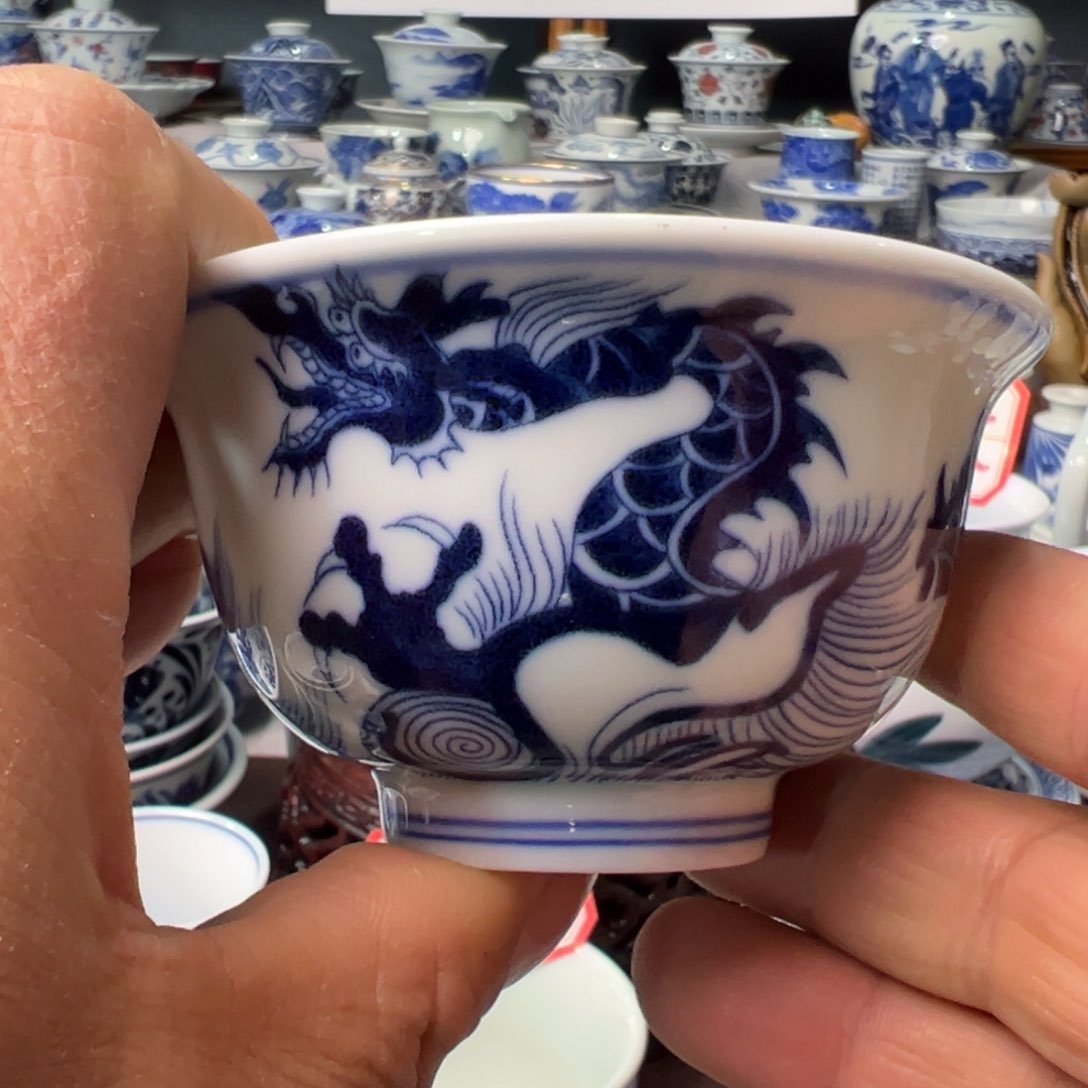 摆件景德镇青花瓷器