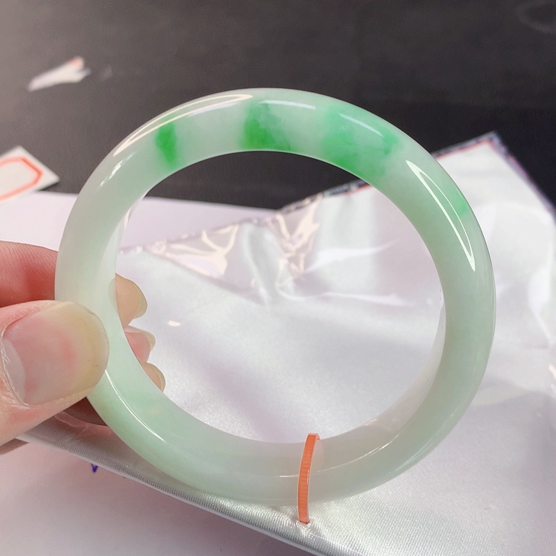 翡翠手镯未镶嵌082缅甸天然翡翠A货