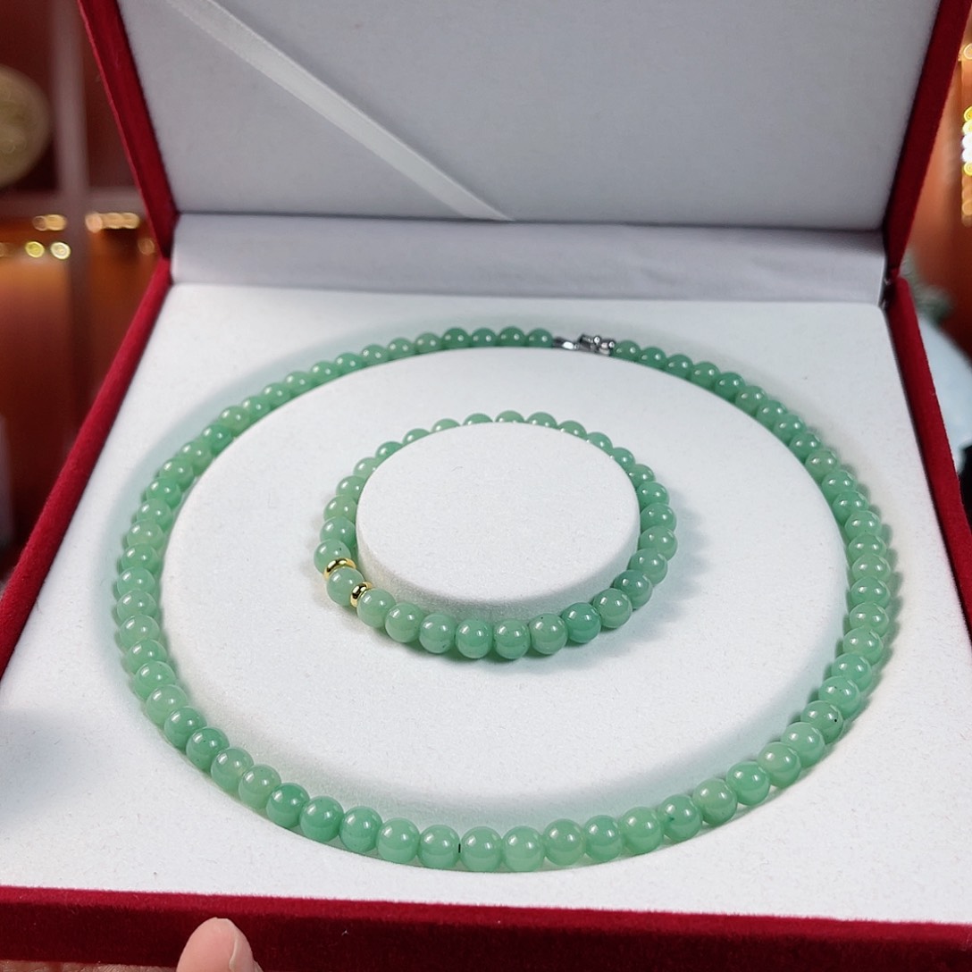 密玉（石英质玉）吊坠未镶嵌