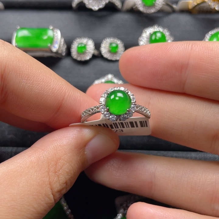 翡翠戒指银S925镶嵌戒指