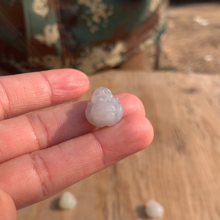 V***儿和田玉未镶嵌吊坠(不含链)