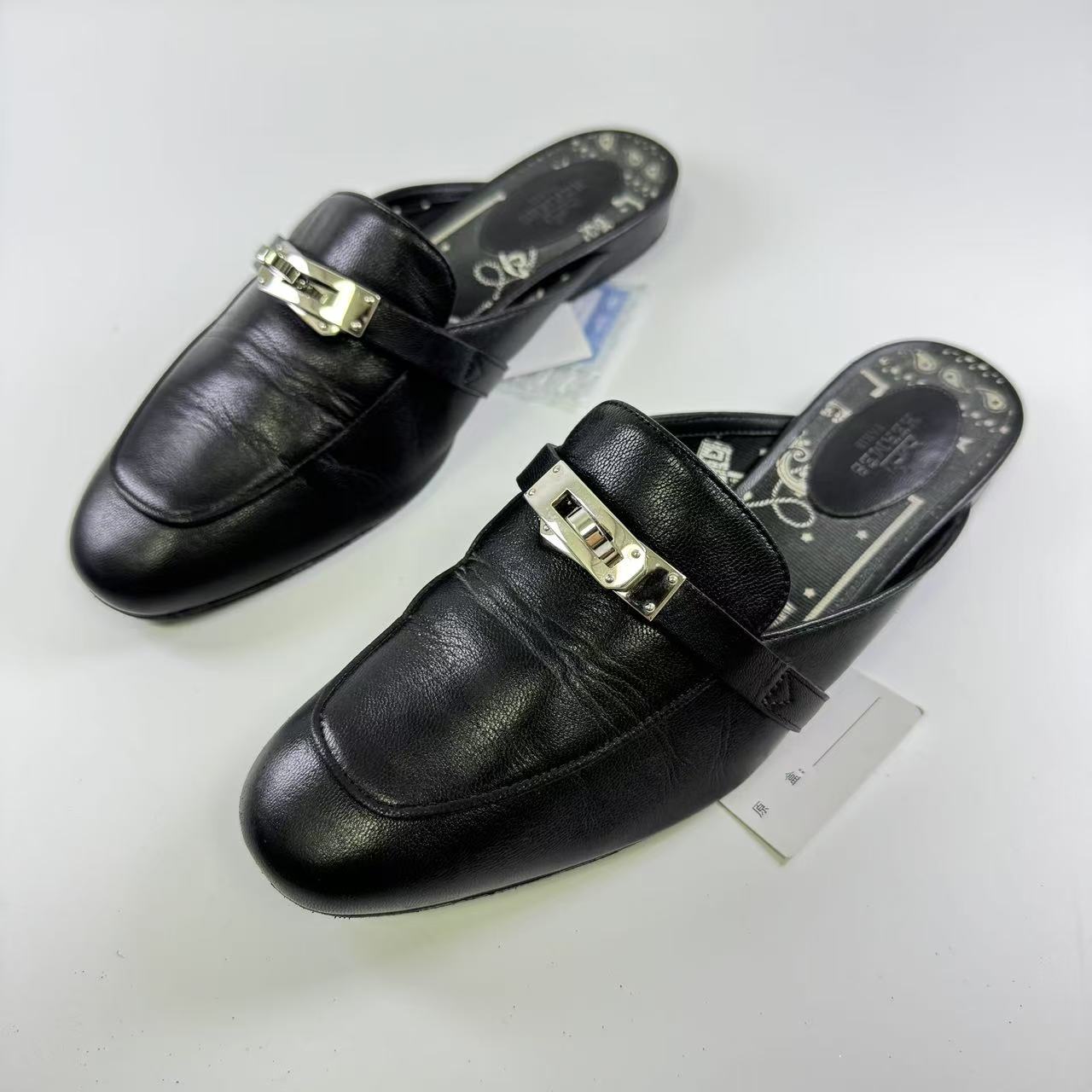 95新 Hermes/爱马仕 37码/米亚女鞋/黑色书包扣女士包头半拖 1035