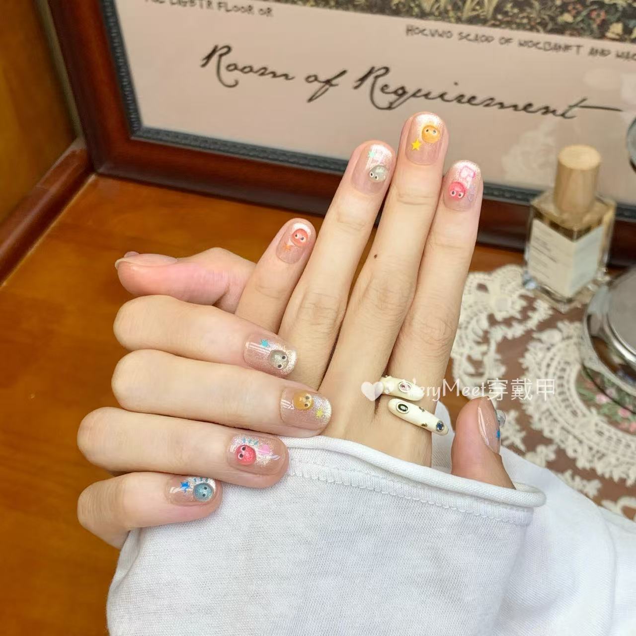 VERY MEET萌趣多巴胺小糖豆爆闪猫眼AB款可爱显白豆豆甲美甲贴21