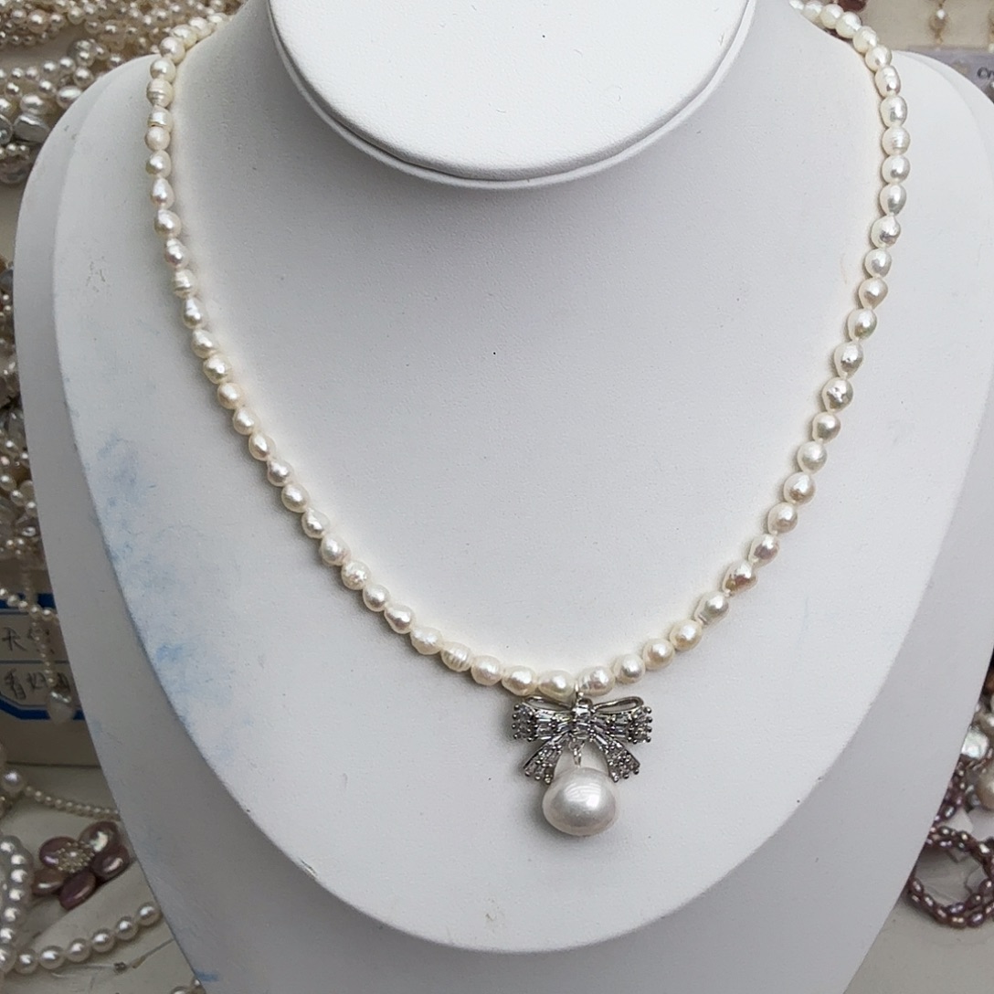 未镶嵌淡水珍珠颈饰