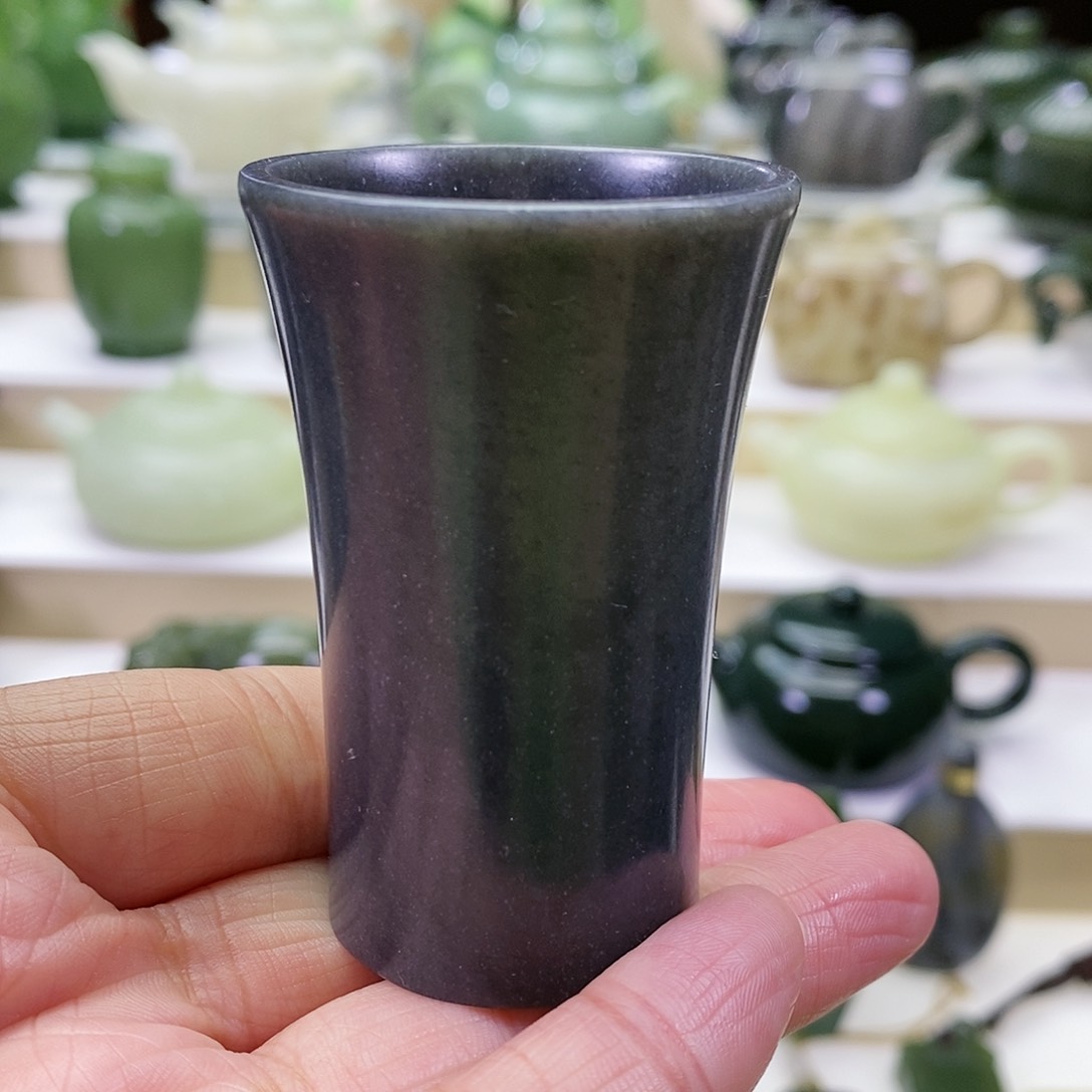 和田玉茶杯未镶嵌