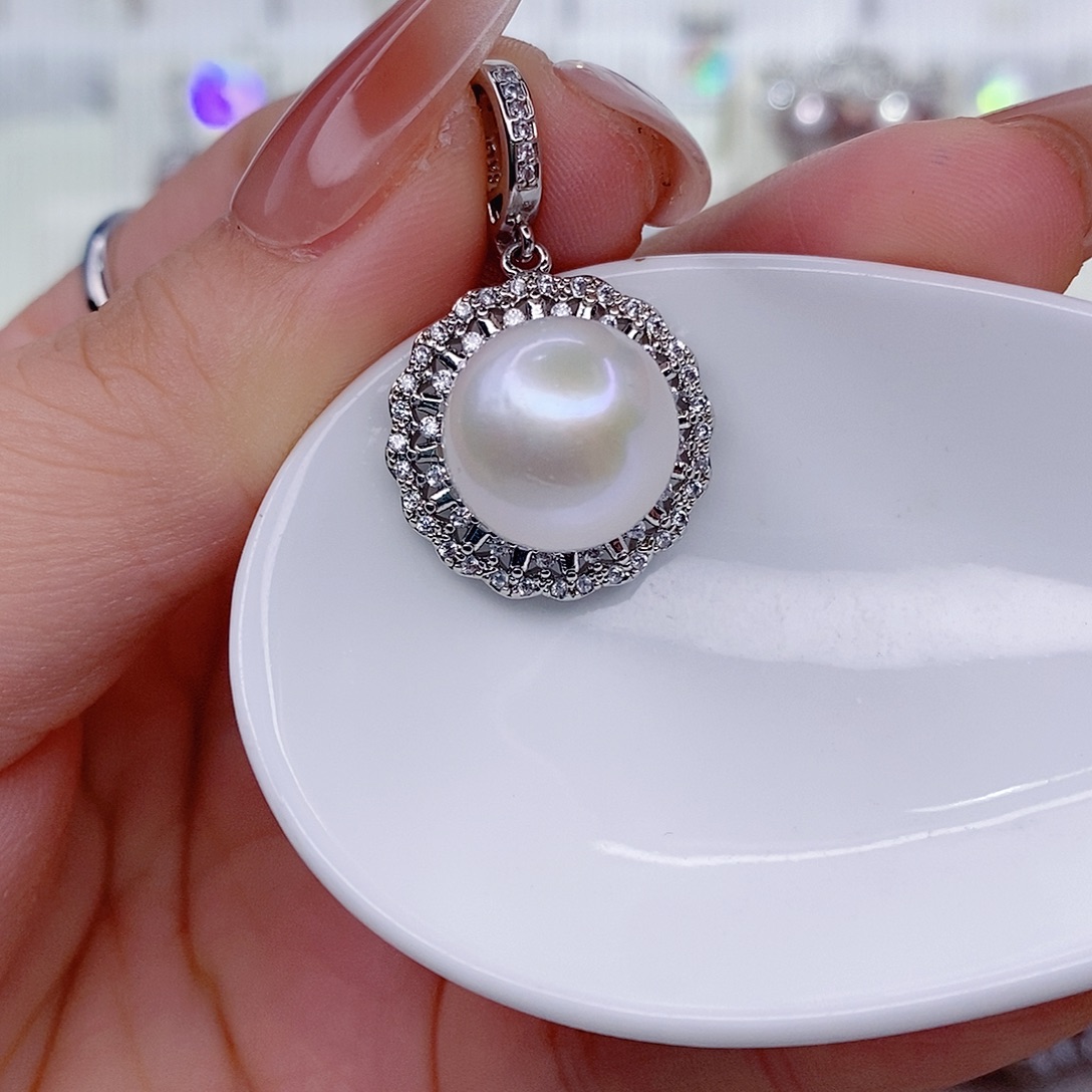 吊坠(赠链)未镶嵌淡水珍珠