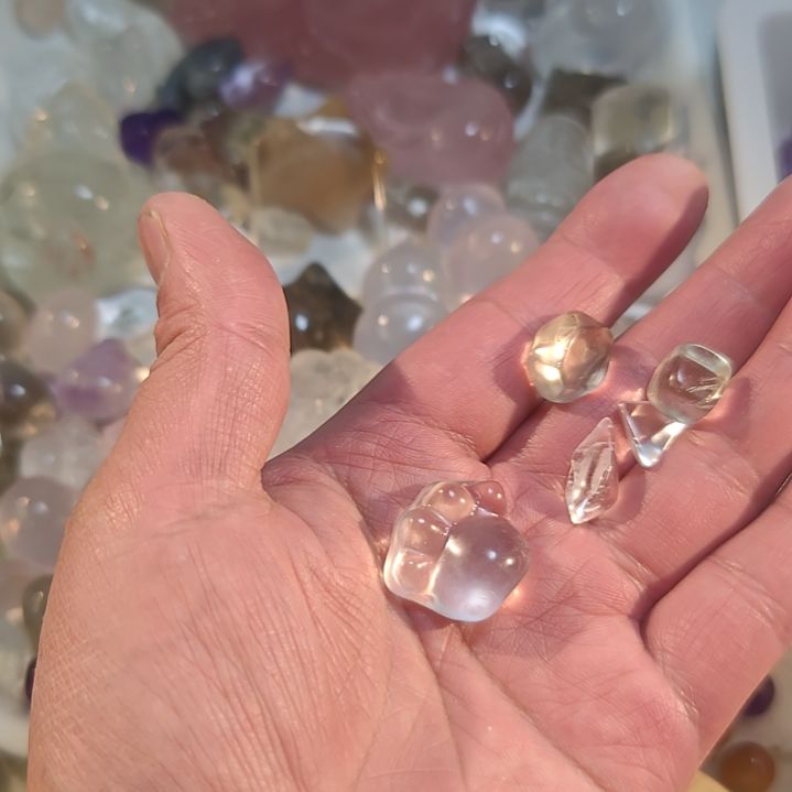 渣***牙未镶嵌水晶颈饰水晶