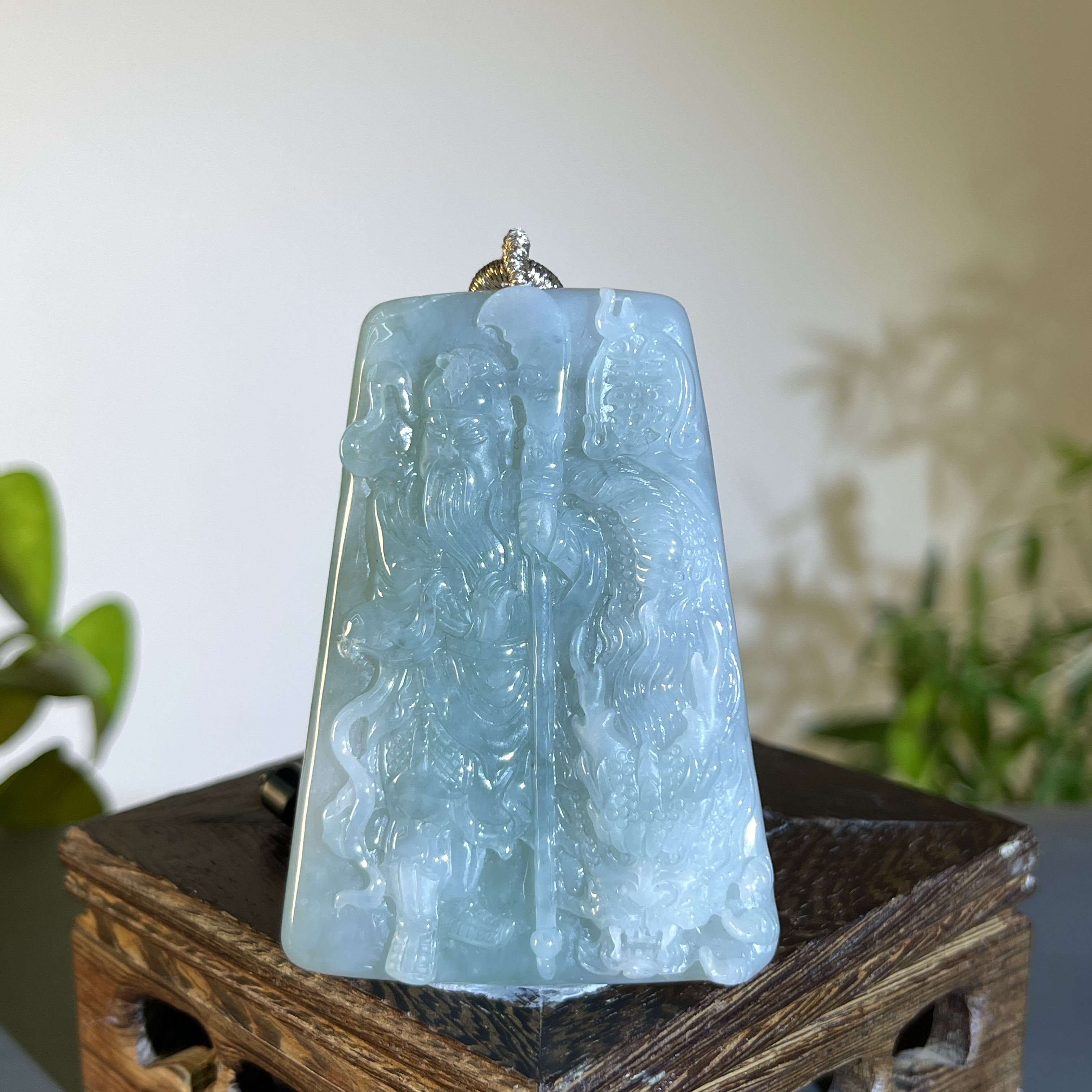 JTA11-97 天然缅甸A货翡翠  关二爷