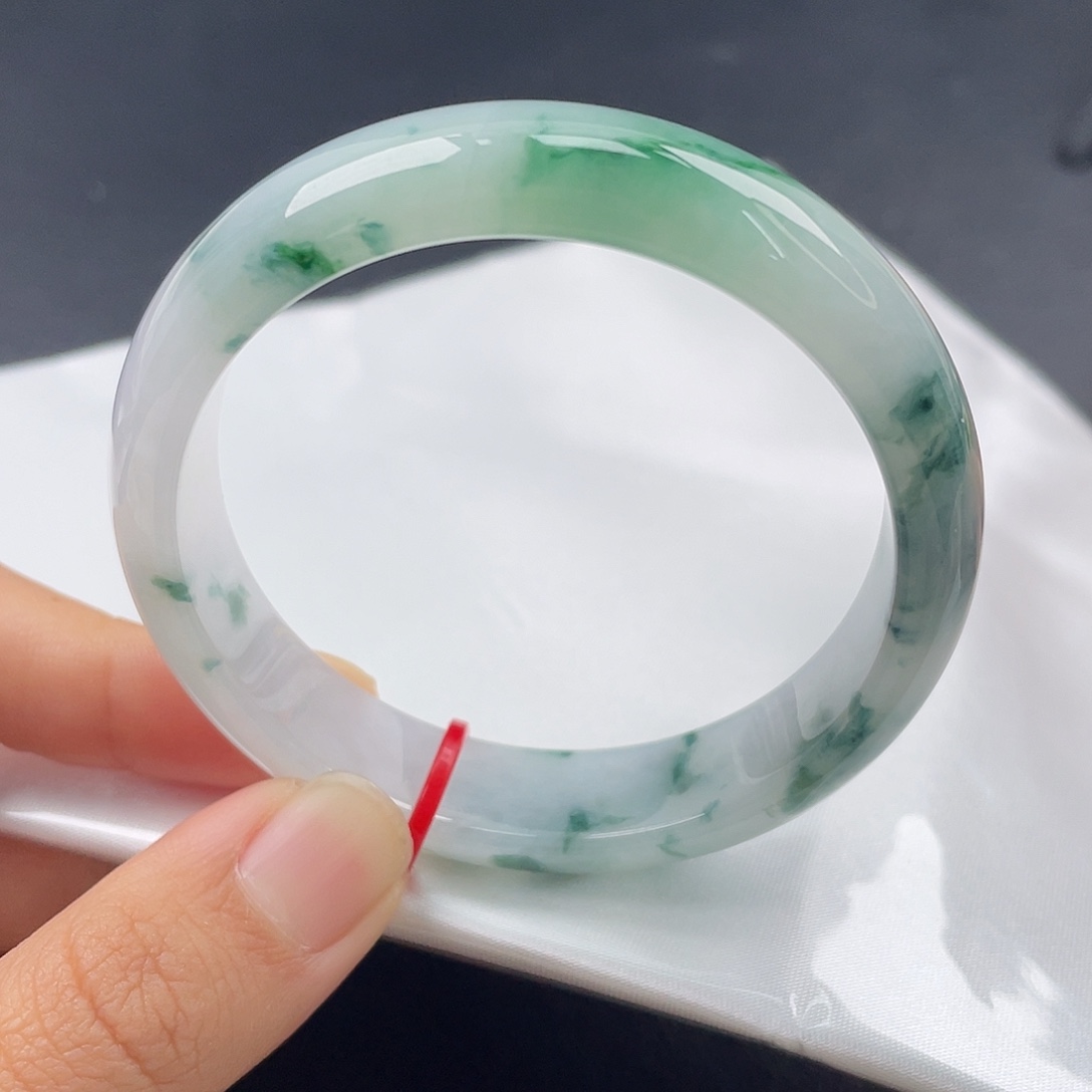 翡翠未镶嵌手镯5354正圈