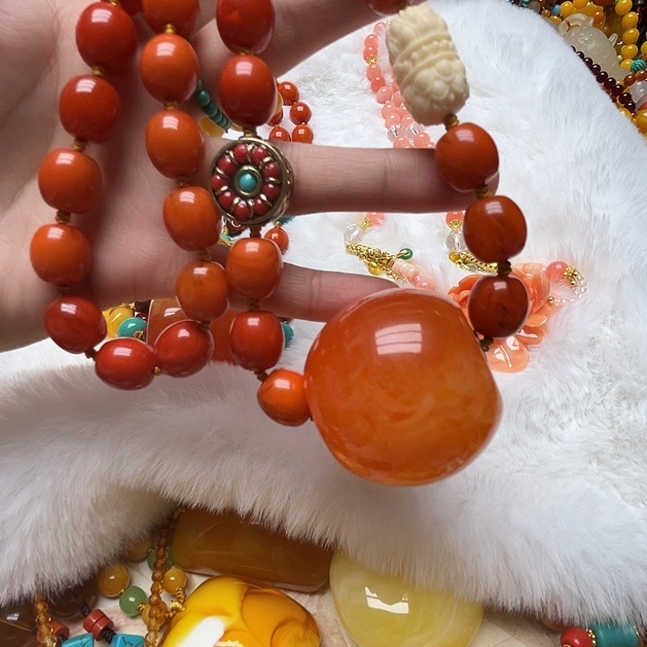 树脂制品713平安果珠链款