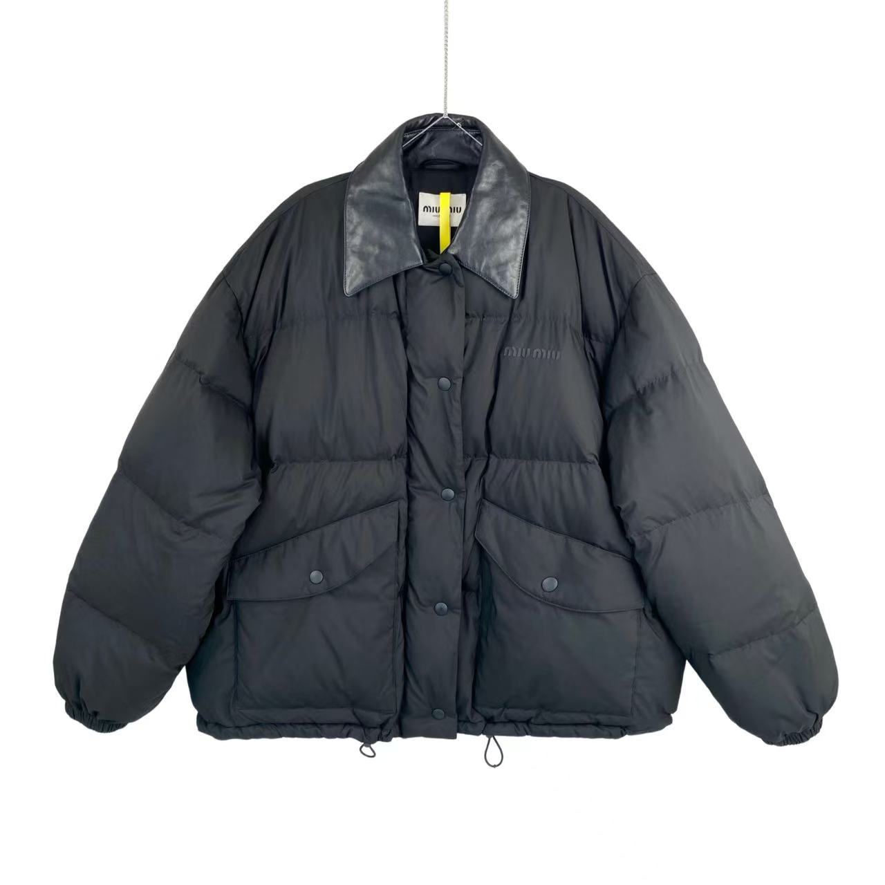 95新 MIU MIU/缪缪 xw012 再生聚酯纤维 24ss字母logo羽绒服 42码