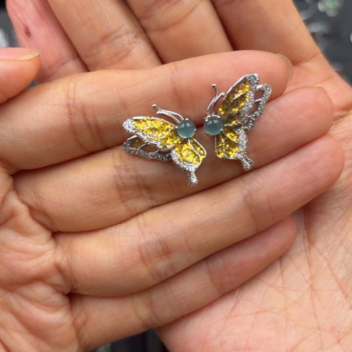茶***玲翡翠银S925镶嵌耳饰