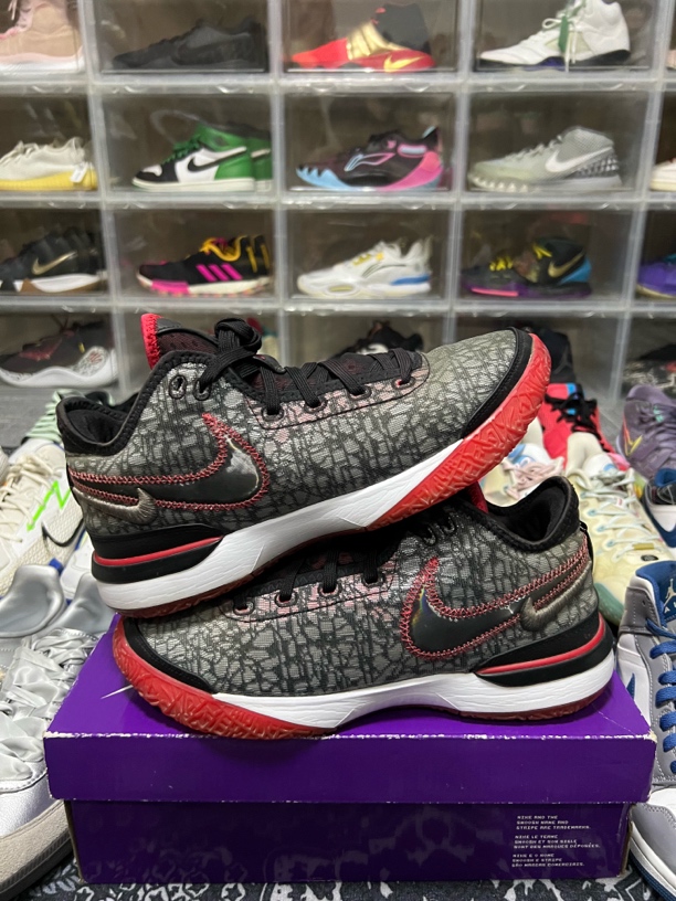 44码/布朗尼1黑红篮球鞋/二手正品95新