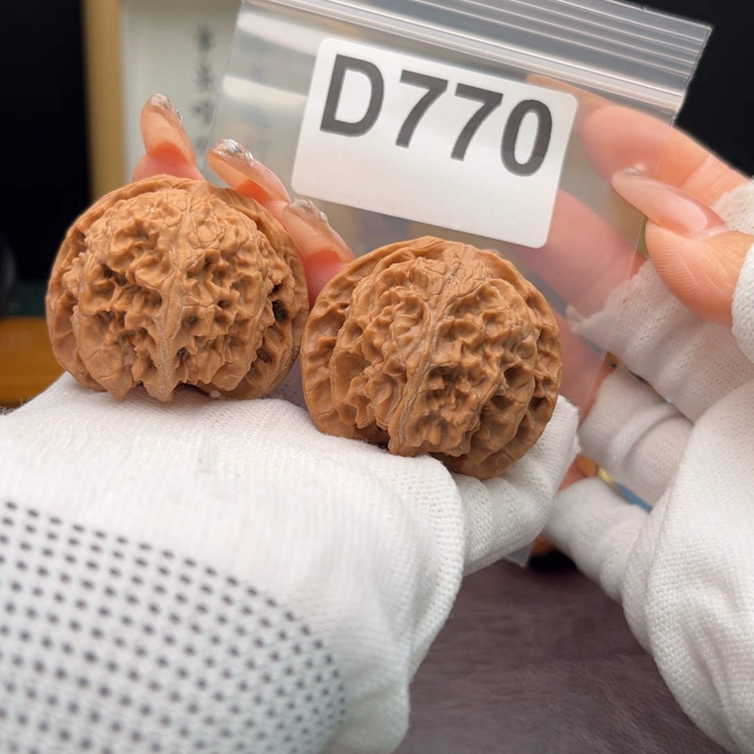 文玩核桃把件42苹果d770