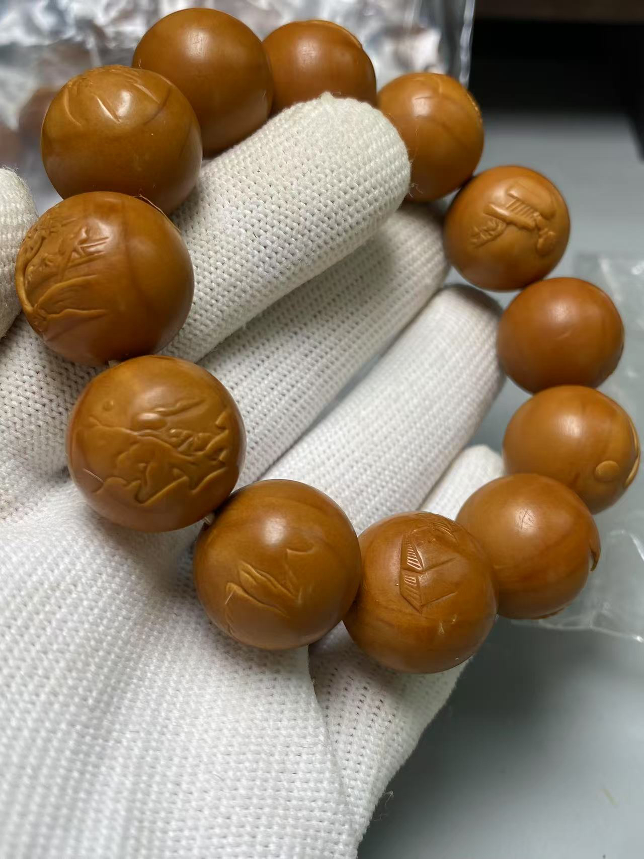 橄榄核雕工艺品风景