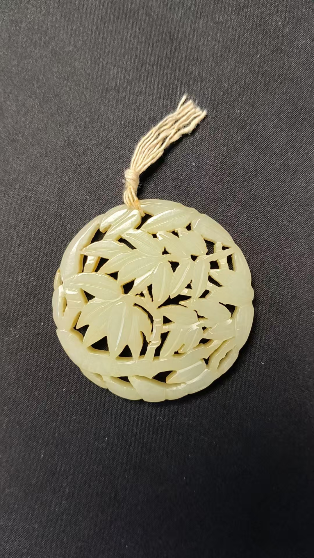 和田玉圆形竹吊件挂件