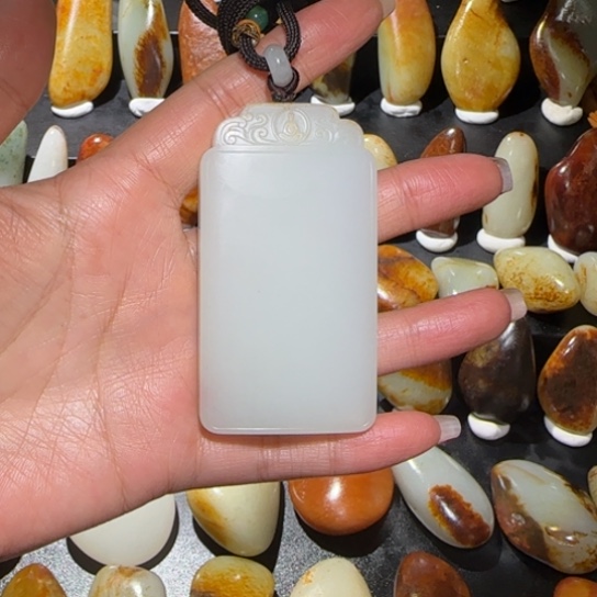 和田玉挂件未镶嵌