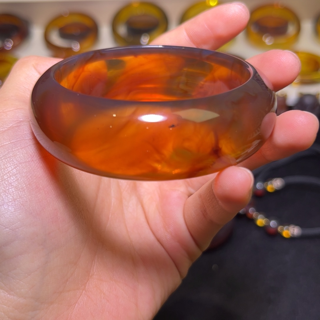 琥珀手镯未镶嵌糖***古手镯56/21