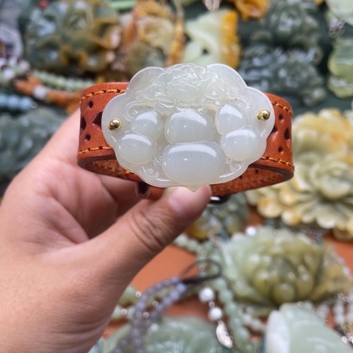 蛇纹石玉手牌合金