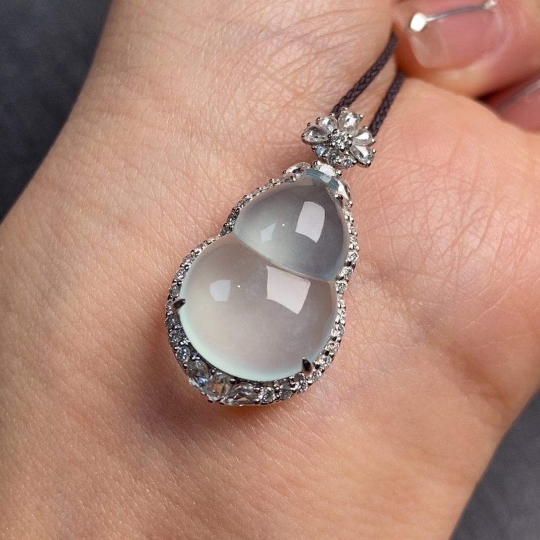 翡翠颈饰18K金镶嵌18.4-12.4