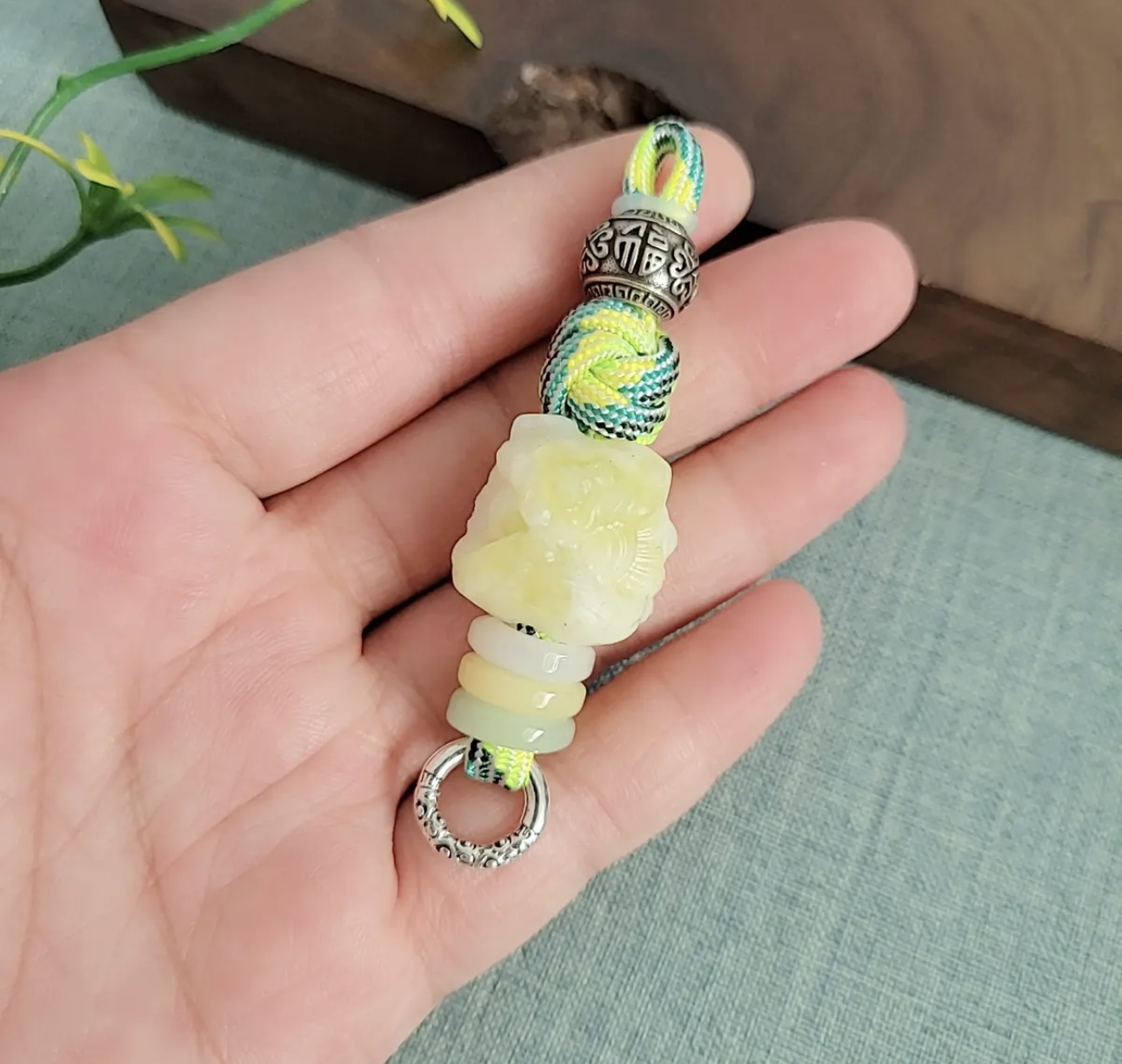 牛油果专属EDC挂坠