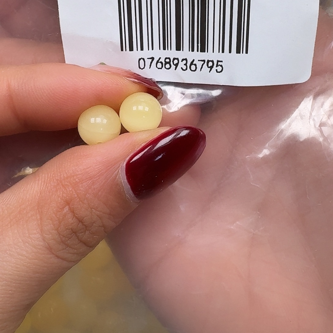 琥珀未镶嵌裸石悠悠