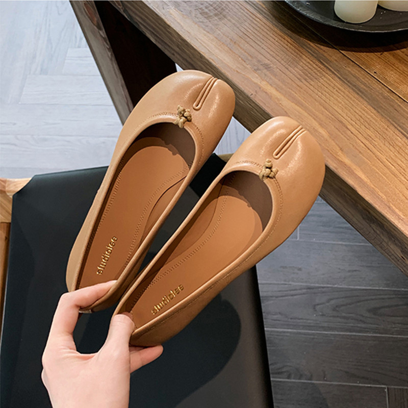 葡萄妈同款2025春秋女镜面分趾猪蹄鞋浅口配裙子的真皮底单鞋