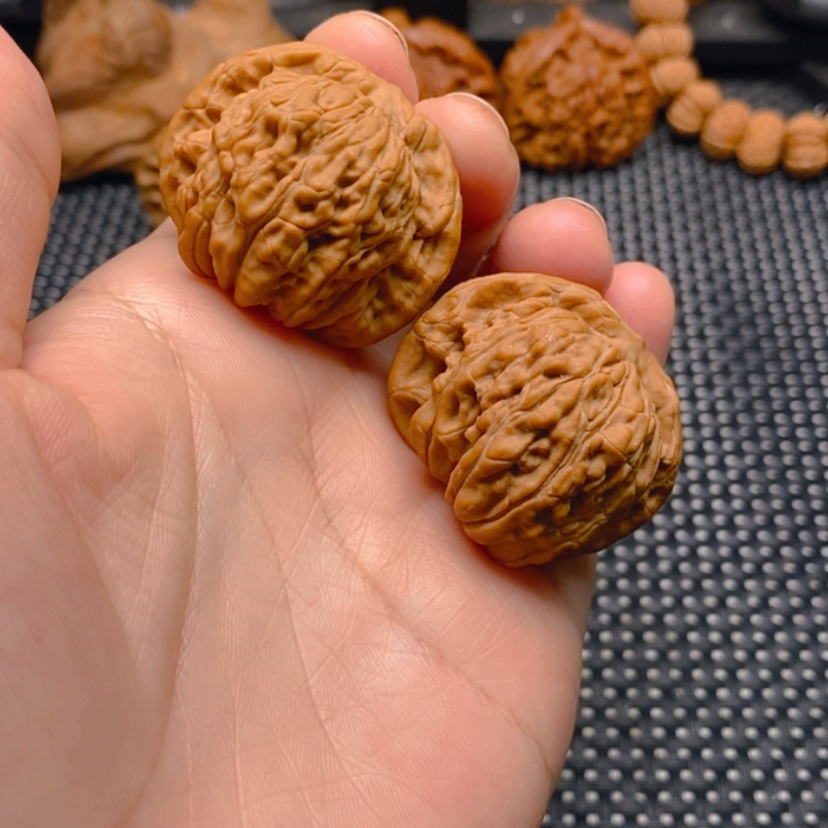 【闪购商品】文玩核桃吊坠行***…核桃